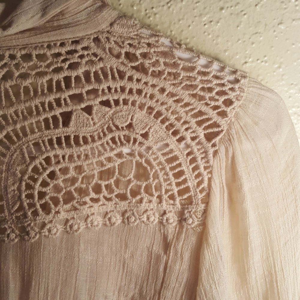 Crop top - Picture 3 of 6